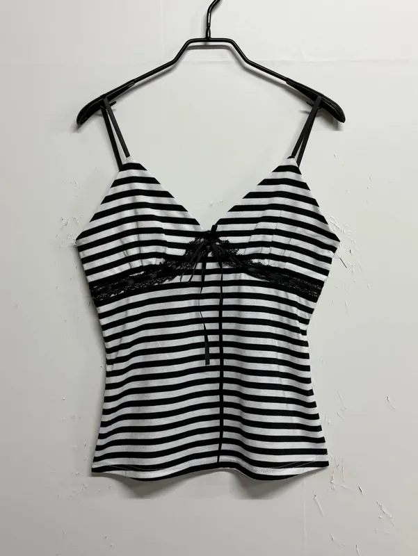 Y2k Emo Women Summer Streetwear Sexy Acubi V-neck Stripes Tank Tops Lace Trim Sleeveless Camisole Goth Grunge 2000s Alt Clothes