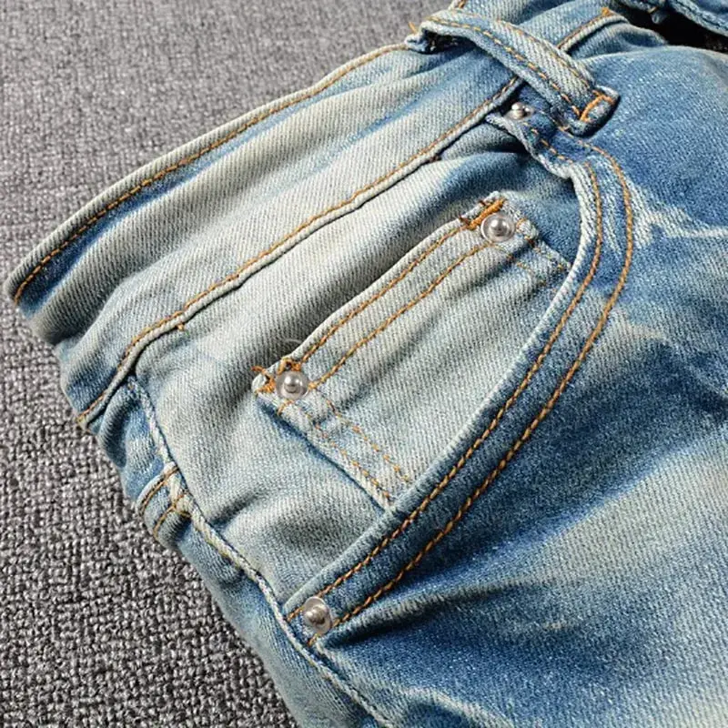 Män Läder Stars Patches Jeans Streetwear Slim Skinny Stretch Denim Pencil Byxor Hål Ripped Patchwork Avsmalnande byxor