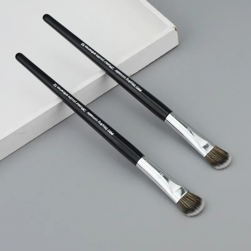 Hot Facial Concealer Makeup Brushes Professional Foundation Concealer Brush Flat Head Nose Shadow Brushes Makeup Tool Supplies