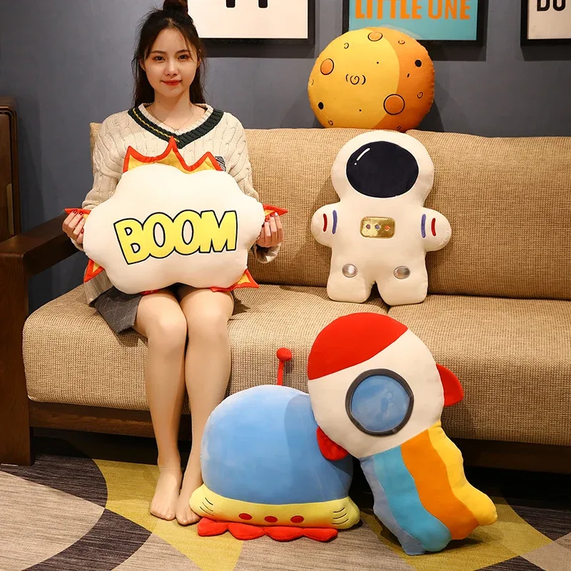 Creative Stuffed Pillow Space Astronaut Plush Toys Nakakatawang Simulation Mars Aviation Cushion para sa mga Bata Boys Birthday Gift