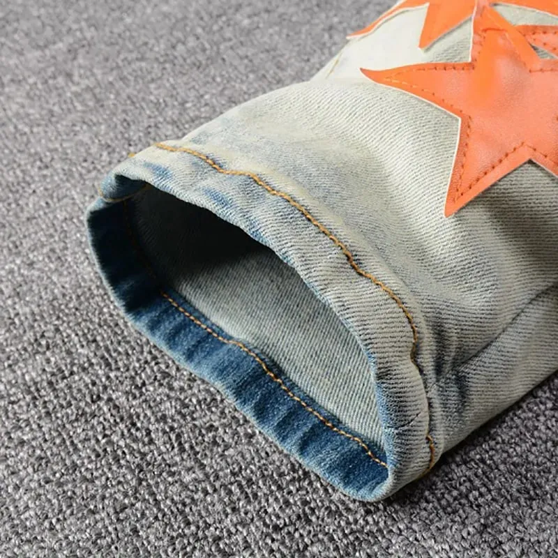 Män Läder Stars Patches Jeans Streetwear Slim Skinny Stretch Denim Pencil Byxor Hål Ripped Patchwork Avsmalnande byxor
