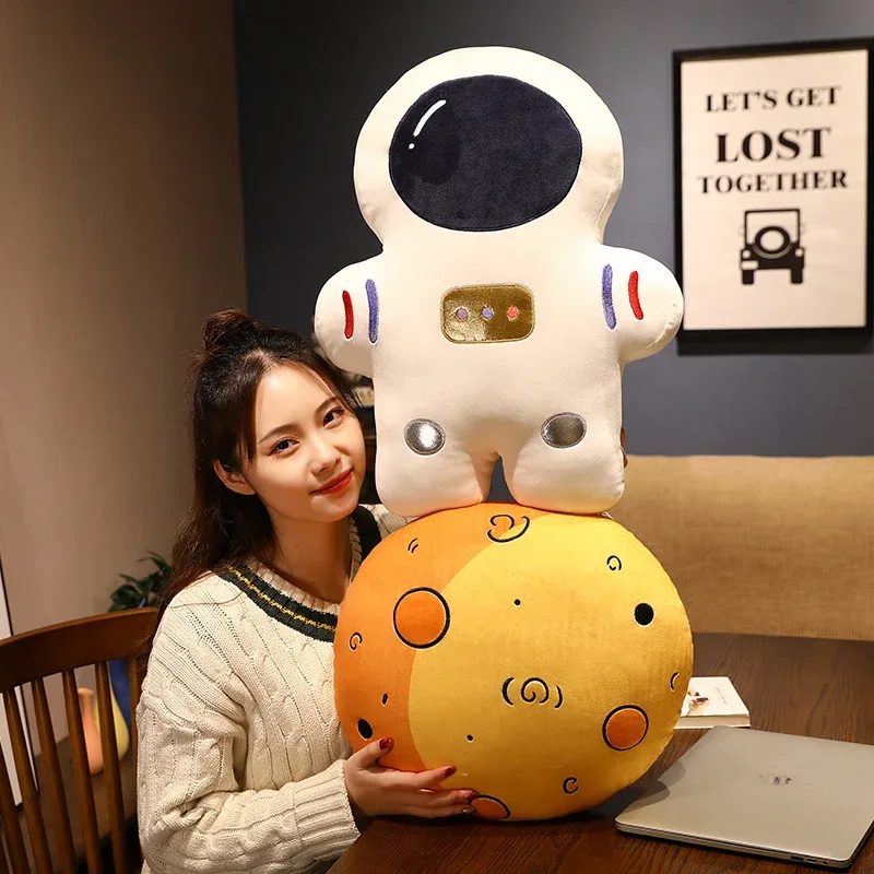 Creative Stuffed Pillow Space Astronaut Plush Toys Nakakatawang Simulation Mars Aviation Cushion para sa mga Bata Boys Birthday Gift
