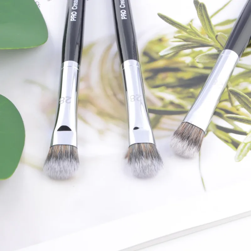 1 piece Pro cream shadow #28 Eyeshadow Nose shadow Eye Makeup brushes Make up brush Synthetic Hair wood handle