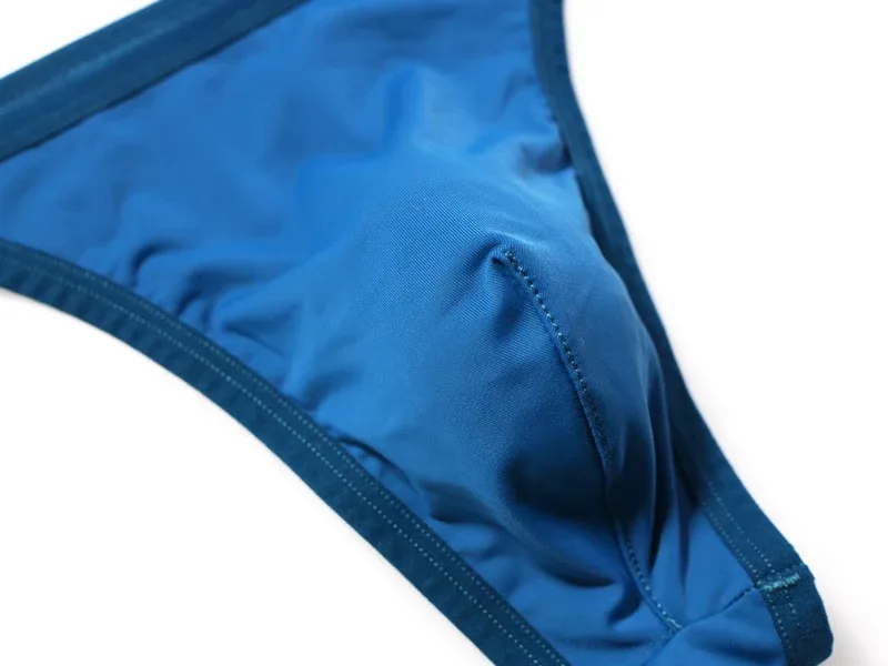 Men's Breathable Quick-Dry Fabric Thong Comfortable Briefs Low-Rise Underwear Sexy Innerwear Fashionable Brave Person