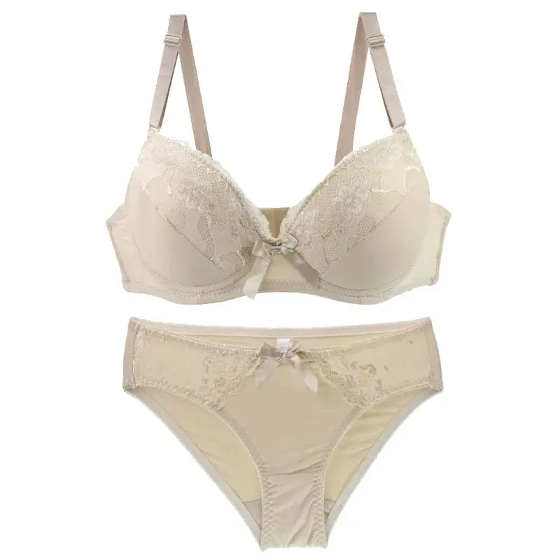 Ensemble de soutien-gorge Sexy en dentelle brodée pour femmes, produits ajourés, string, culotte, sous-vêtements, bonnet BCDE, nouvelle collection 2021
