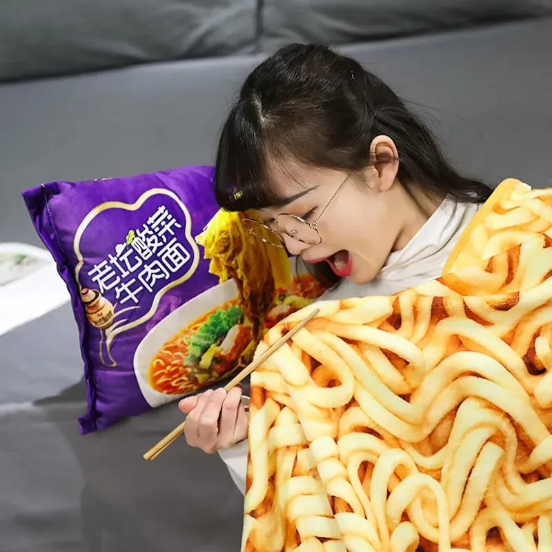 45cm Funny Food Plyšová hračka Simulace Instantní nudle Plyšový polštář s přikrývkou Plněný hovězí smažené nudle Dárky Plyšový polštář