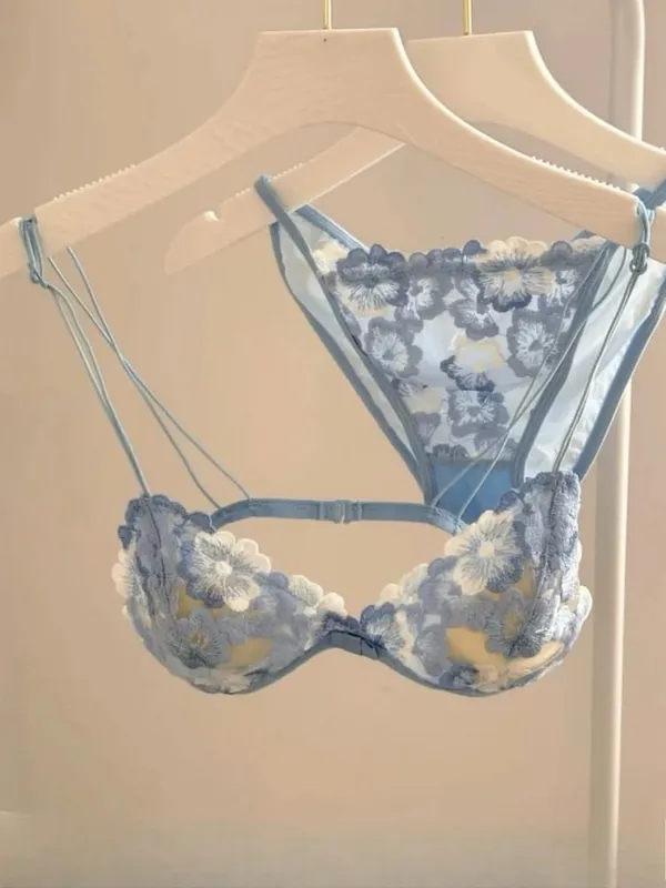 우아한 속이 빈 레이스 브래지어 & 팬티 세트 언더 와이어 없음 쉬어 프렌치 트라이앵글 컵 Bralette 보이지 않는 티셔츠 여성 속옷