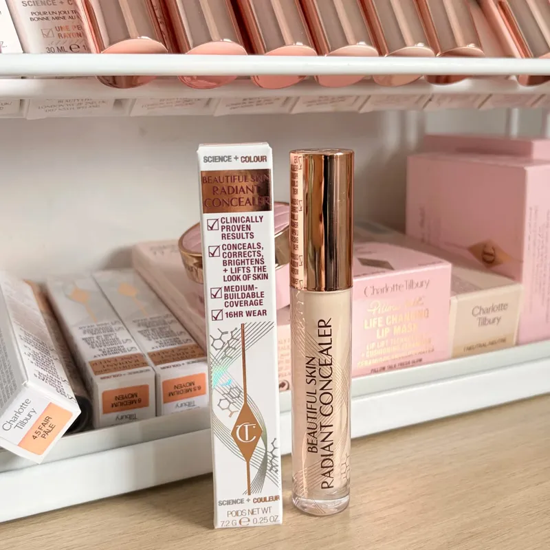 Charlotte CT Lip & Cheek Blush Balm Blush Stick Mat Concealer Flydende let at blande for en jævn naturlig finish Tilbury Makeup Sets