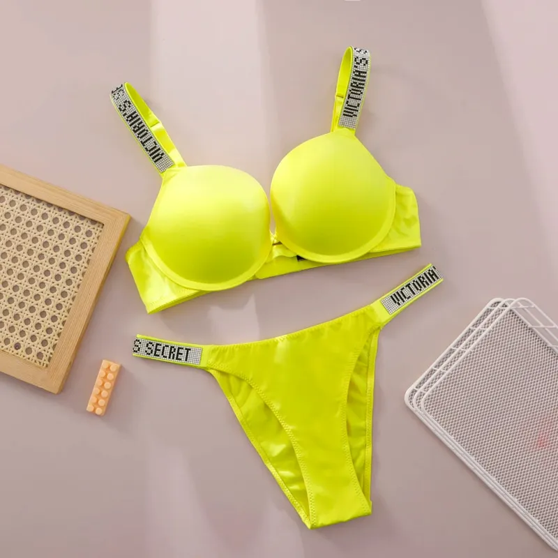 V النساء الدانتيل رفع Bralette سلس مريحة للتنفس الملابس الداخلية المنزل ارتداء مجموعة الملابس الداخلية مجموعة الملابس الداخلية مجموعة حمالة الصدر اللباس الداخلي مجموعة