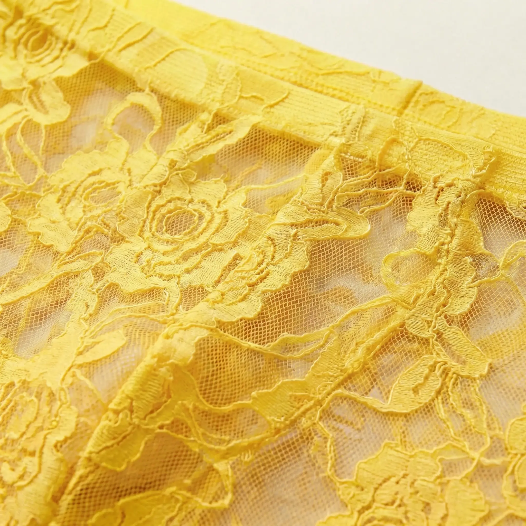 1Pc Men's Fashion New Design Sexy Lace Embroidery, High Elasticity Transparent Lace Flat Corner Underwear, Sexy, Ice Silk