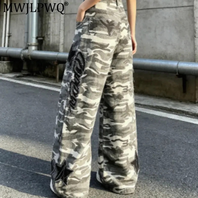 2026 American High Street Vibe Camouflage Jeans Men's Wide-Leg Bottom Spliced Patch Embroidery Loose Fit Trousers 17522