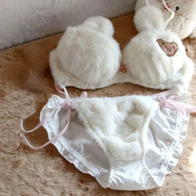 Cute Women Lingerie Set No Steel Ring Soft Winter Bra & Brief Sets Cartoon Bear Women Lingerie Winter