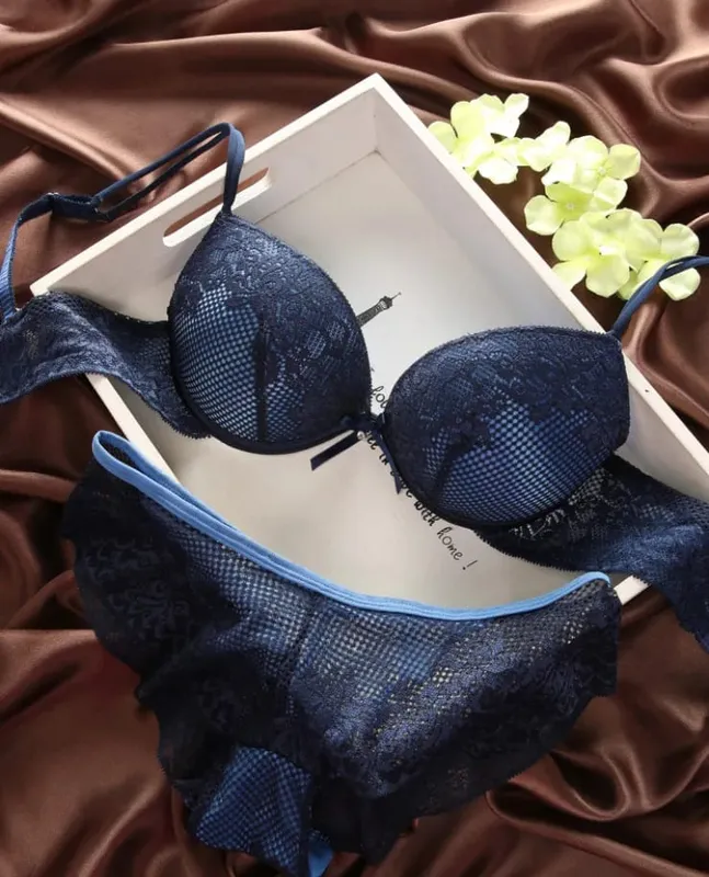 Nouveau soutien-gorge Sexy culotte ajourée couleur unie ensemble de sous-vêtements BC tasse haut en dentelle Push Up femmes fermeture arrière grande taille ensembles de Lingerie