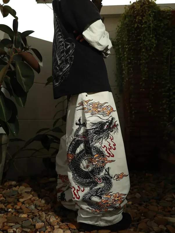 New White Jeans Y2K Dragon Pattern Mens American High Street Retro Korean Straight Pants Harajuku Hip-Hop Couple Wide Pants