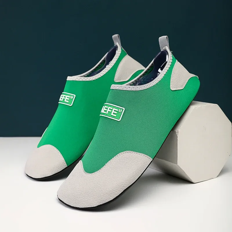 Light Water Shoes Men Women Swimming Diving Socks Shoes Beach Sandal Shoe for Men Seaside Non-Slip Sneakers Socks Slipper