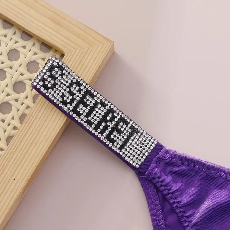 Ny Push Up Shapewear Justerbar, polstret, samlet V-blonde lingerisæt BH og trusse Sexet BH og trussesæt til kvinder Komfortabel