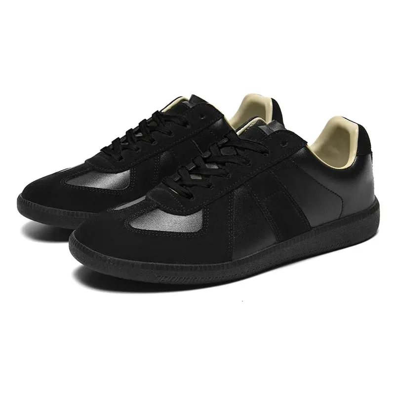 Men Retro Suede Leather Casual Sneakers Lace Up Flat Skate Shoes Comfortable Non Slip Sports Shoes for Men