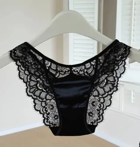 Sexy French Lace U-Back Minimizer Bra Set for Large Bust | Push Up Anti-Sagging Deep V Bralette | Summer Bestseller MOYISU Panty
