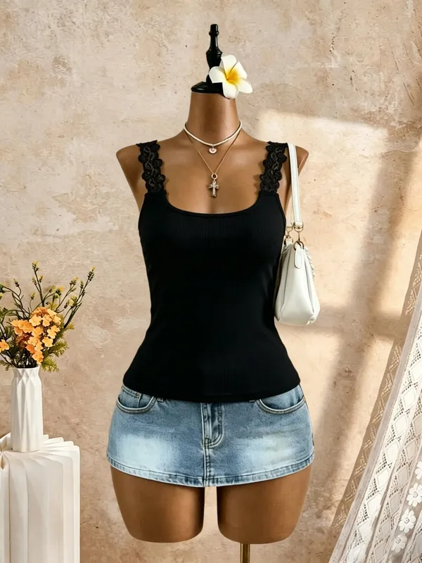 2 Pcs Women Lace Trim Spaghetti Strap Tank Top Ribbed Knit Square Neck Slim Fit Solid White Black Casual Cami Vest