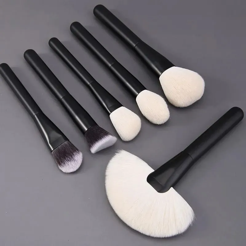 Natural Hair Makeup Brushes Travel Set 12PCS Portable With Eyebrow Eyeshadow Foundation Blending And Pouch