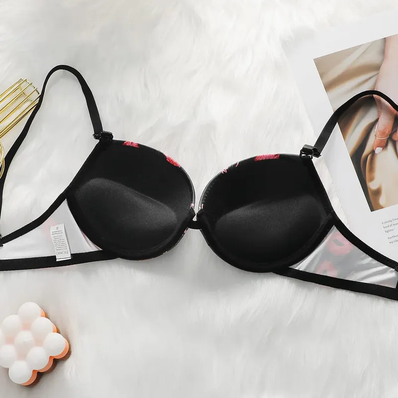 Women's sexy lip pattern lingerie set with steel rims gathered push ups breathable shoulder straps adjustable bra set A2147