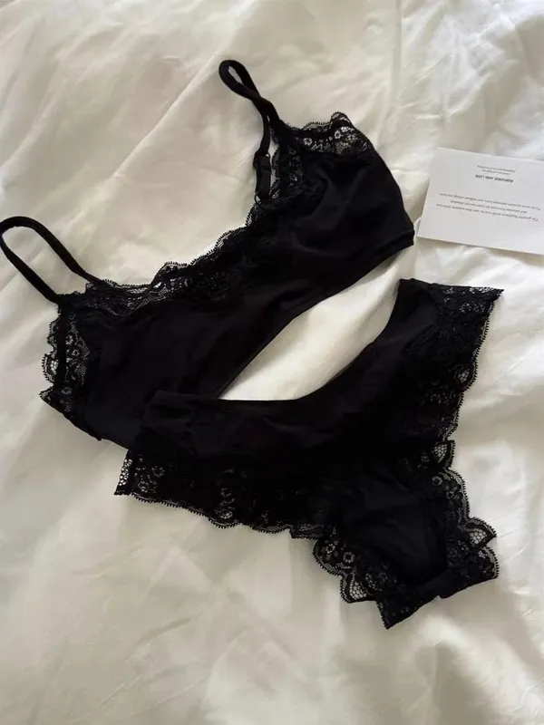 Pink Lace Bra Set Woman Adjusted-strap Seamless Bras+sexy Low Waist Panties Solid Simple Sweet High Elasticity Lingerie Sets New