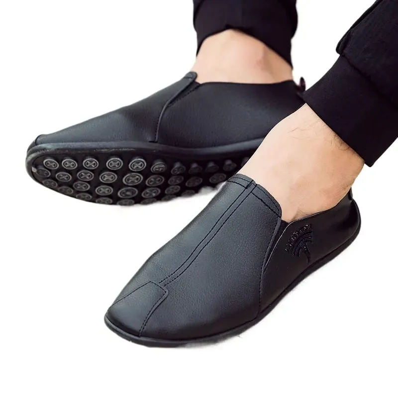 New Men's casual footwear Low cut soft soled non slip leather Shoes Trendy versatile comfort shoes Fashion lightweight male flat