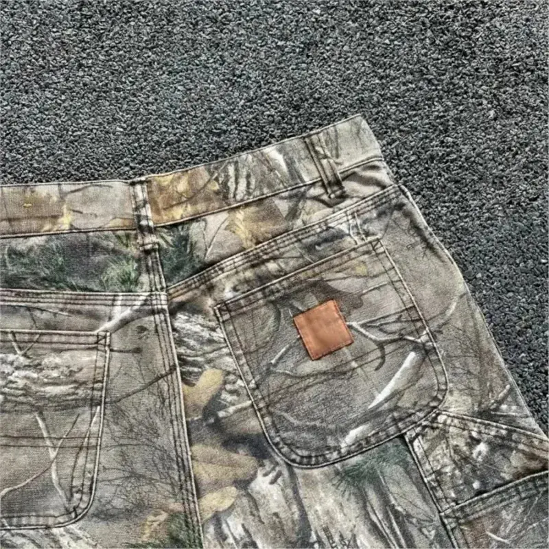 Mænds gren Camouflage jeans i amerikansk stil Gamle vaskede brede ben Retro løs mode trend Street straight jeans Camo bukser Y2K