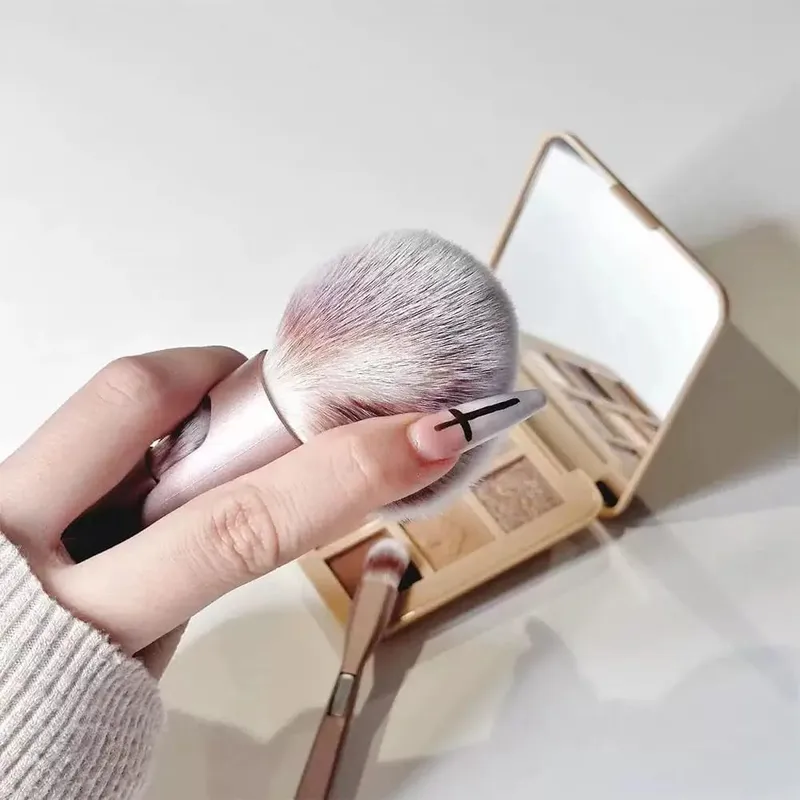 NY Makeup Powder børste med øjenskygge børste børster 4 i 1 alt-i-én magnetisk sammenlåsende pulver Blush Brush Makeup Tools