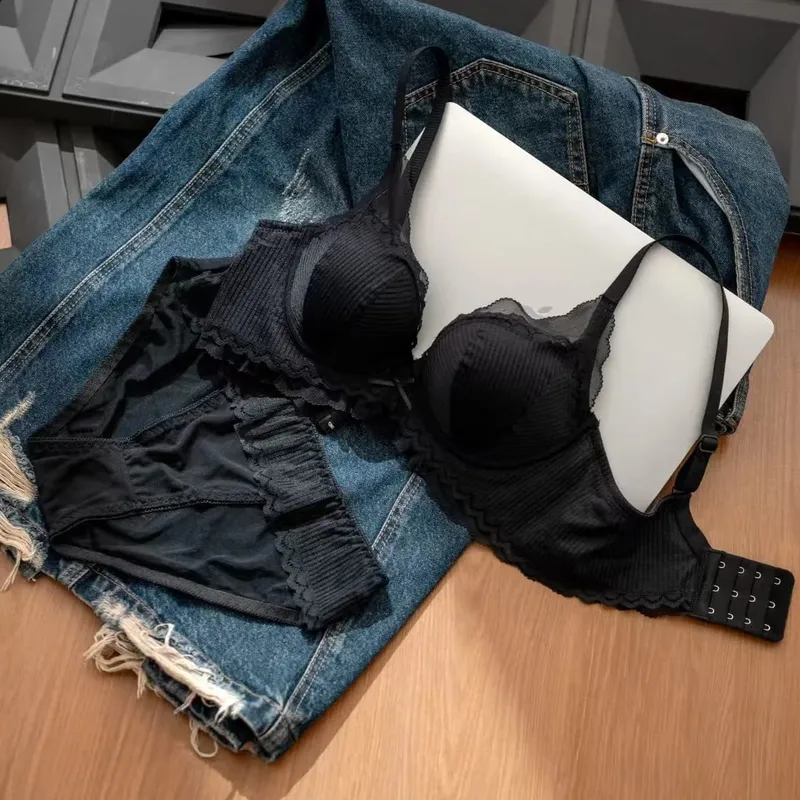 Biancheria intima per giovani donne in pizzo a 4 colori, senza filo, in cotone addensato, push up, per raccogliere comodi intimi, reggiseno e mutandine per ragazze