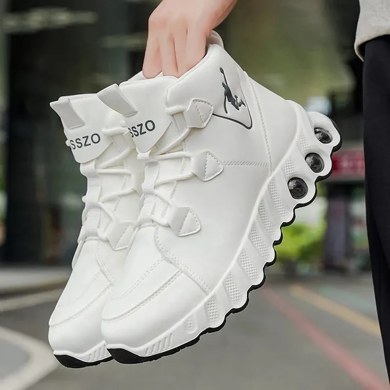 One pair of simple and fashionable mid-top basketball shoes. Thickened soft shock-absorbing wear-resistant