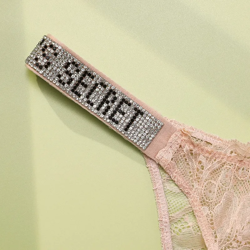 Set reggiseno e slip sexy da donna nuovi comodi set di lingerie in pizzo a V con imbottitura regolabile modellante push up