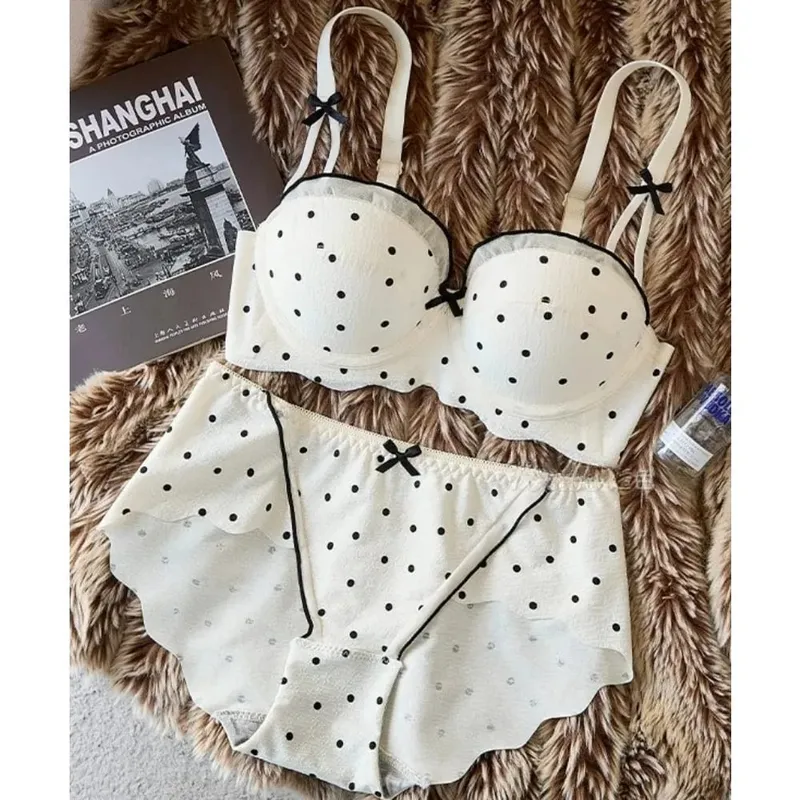 Women Lace Half Cup Bra & Panty Set Push Up Small Bust Gathering Anti Sag Support Chic Back Comfort Lingerie Underwear セクシーな