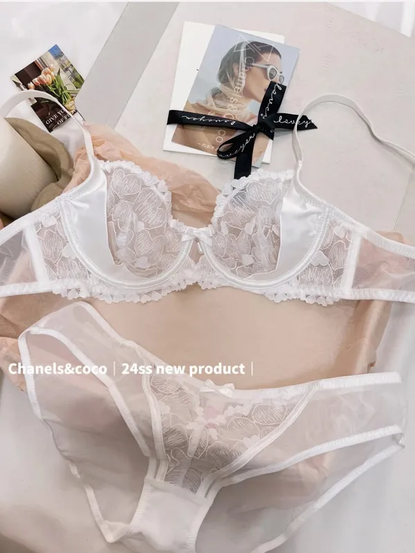 Festive Lingerie Set Christmas Gift Pure Desire Wireless Bra & Knickers Anti-Side Boob Support for Full & Petite Bust MOYISU