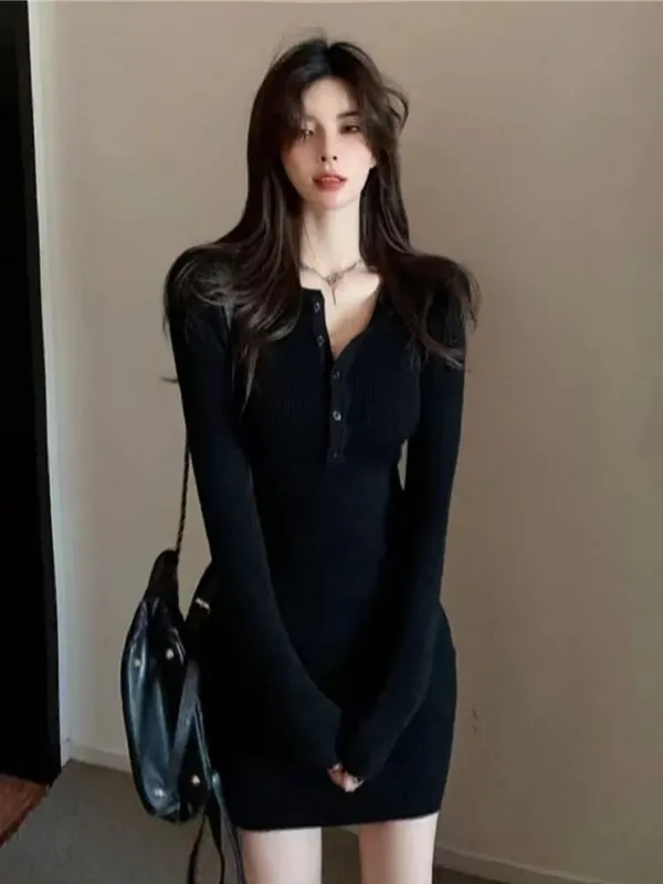Mini Robe pour femme, col en V, boutons, pull Sexy, élégant, moulante, manches longues, jupe courte, taille unie, automne hiver