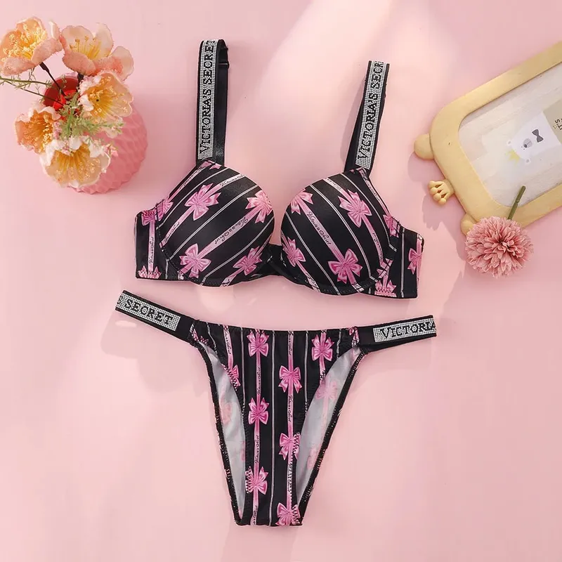 Victoria Secret Hot Sexy Lingerie Set Very Sexy Logo Shine Strap Tropical Floral Push Up Bra Shine Script Thong Panty