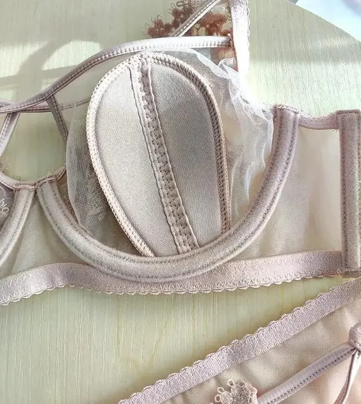 Sexy Lace Lingerie Set with Anti-Sagging Bra Push Up Underwear for Large Breasts