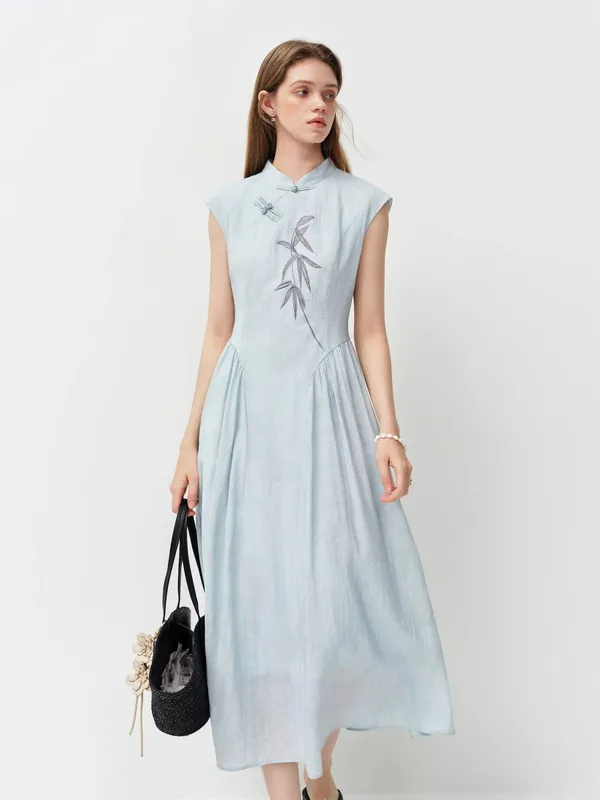 New Chinese Style Embroidery Slim-Fit Long Dress for Women 2026 Summer New Arrivals A-Line Waist-defining Skirt for Dates