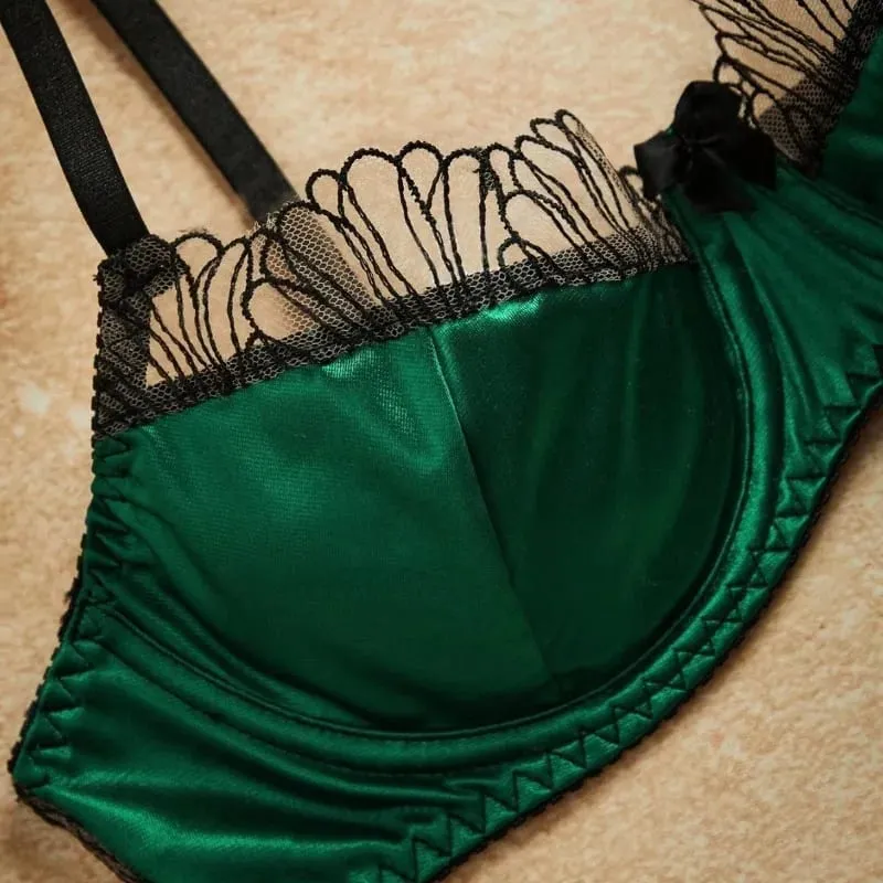 Ultra Sexy Lingerie Set Women Retro Vintage French Satin Splicing Embroidery Bra Thong Panties Erotic Underwear Suit 2026 New