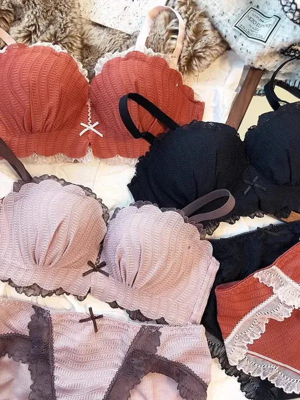 Söt kontrastfärg Spets tunna underkläder för unga flickor Intimates One-Piece Sömlös liten BH och trosset Bomullsunderkläder