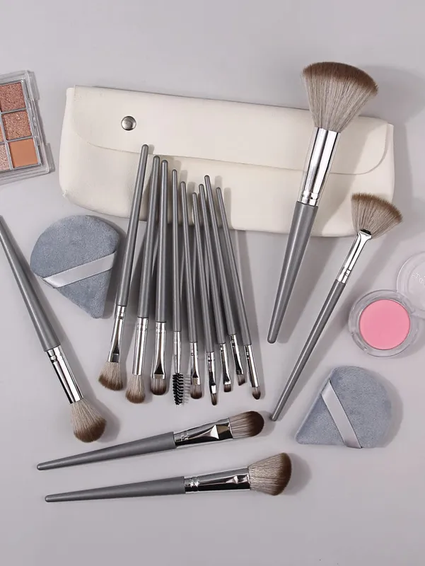 Soft Makeup Brushes Set with Triangle Powder Puff Portable Bag Foundation Blush Eyeshadow Blending Tools for Women Beginners