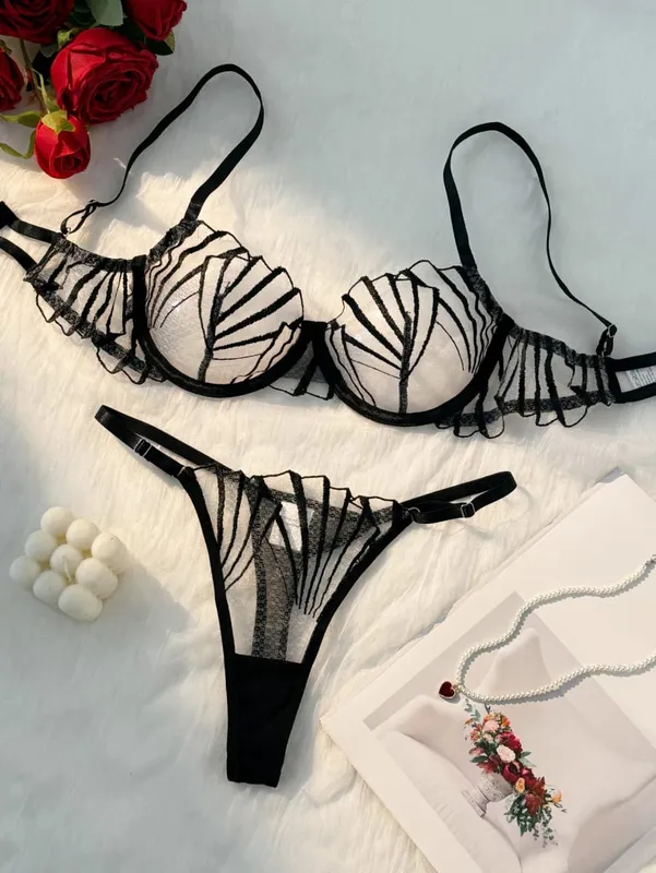 2-piece Women's Black Scallop Chest Cup Embroidered Lingerie Set Suitable for All Seasons ZA824058 — image 2