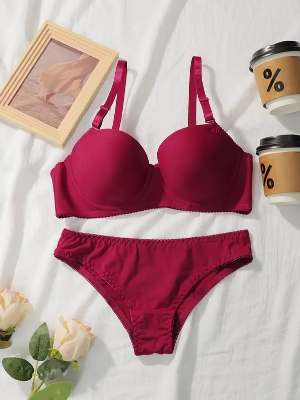 Hot selling solid color 2-piece underwear set multi-color daily four season Bra set comfortable to wear sexy Lingerie 2611