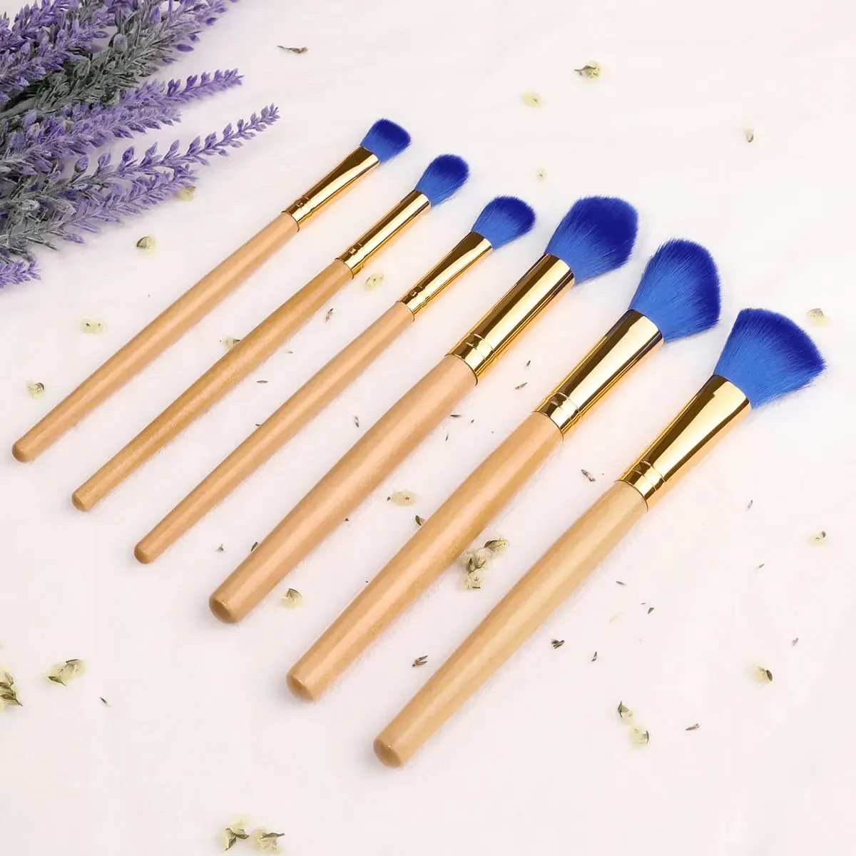 6pcs Makeup Brushes Set for Women Cosmetic Concealer Eyelashes Blush Loose Powder Eyeshadow Soft Fluffy Blending Beauty Tools