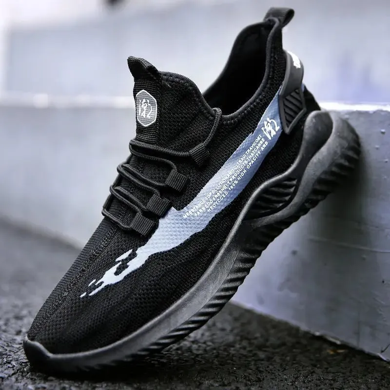 2026 New Men's Sports Shoes Fashionable Lightweight Breathable Outdoor Casual Shoes Clothing Student Boys' Sports Running Shoes