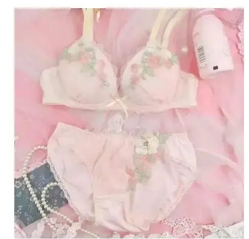 Sweet Lolita Lingerie Set: Floral Lace Applique Push Up Bra & Panty Set Cute Sexy Underwear