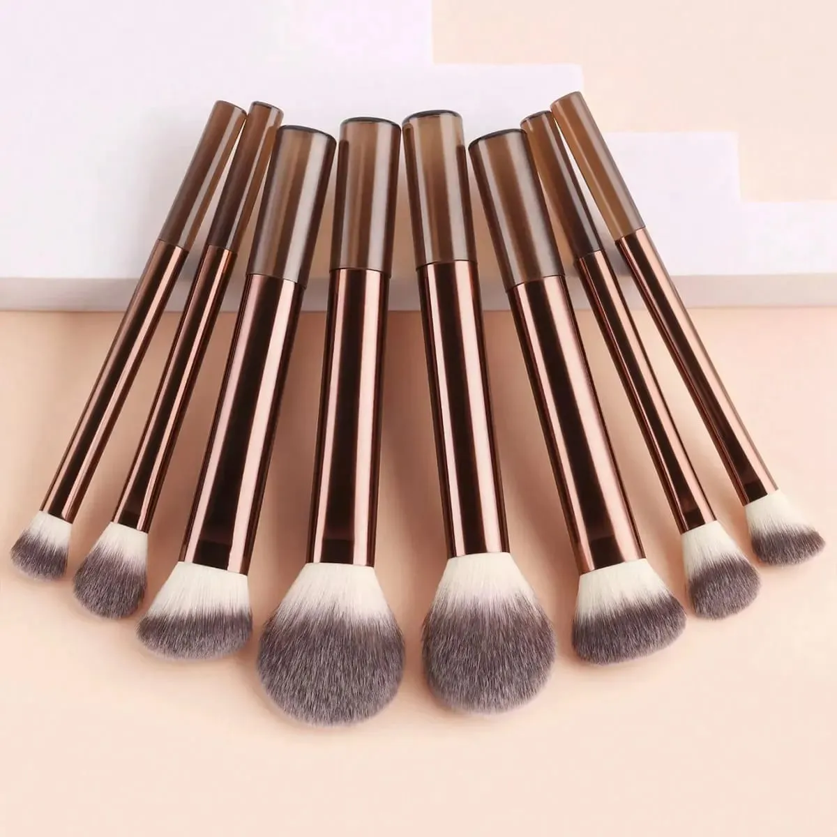 Propesyonal na Multifunctional Makeup Brush Set 8pcs Long-Handle Makeup Brushes Kasama ang Powder Blush Foundation Contour Nos