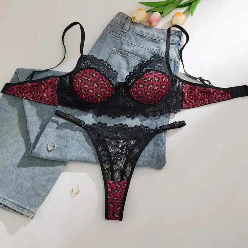 Sexy Fashionable Wild Leopard Print Lace Underwear for Women Lightweight Uplifting Gathering Underwear Bra Set
