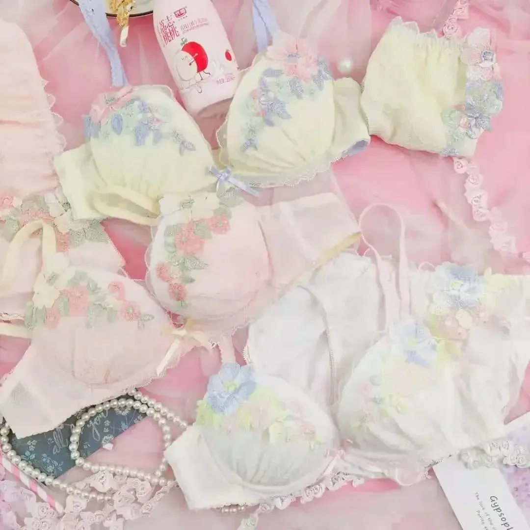 Sweet Lolita Lingerie Set: Floral Lace Applique Push Up Bra & Panty Set Cute Sexy Underwear