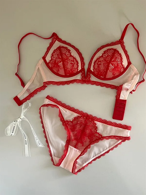Niche sexy deep v bra gathering anti-sagging cover vice breast corner underwear sets sexy embroidery lace underwire lingerie